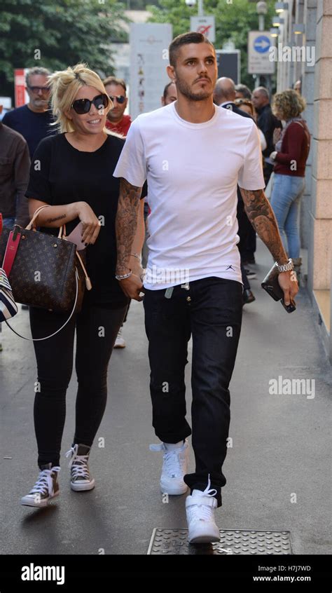 icardi wanda restituisce rolex|mauro icardi and wife.